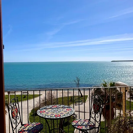 Vista D'amare 4*